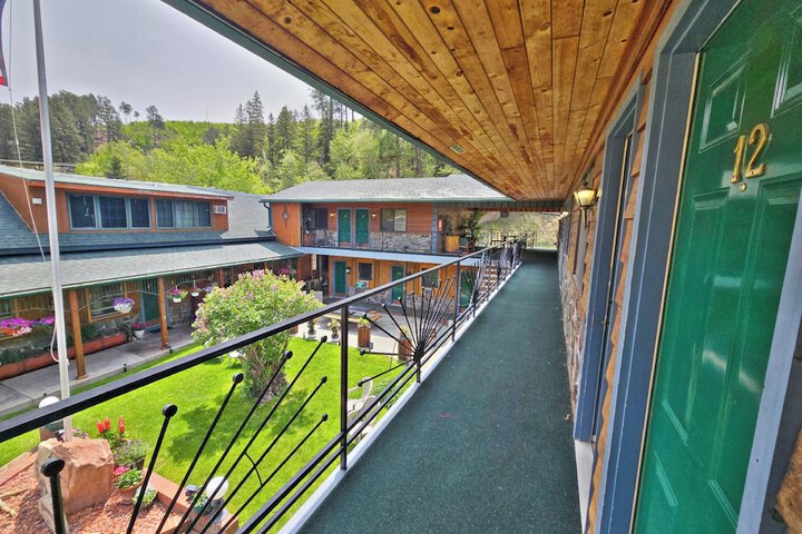 Hotel 166 of 183