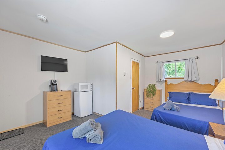 Room 7 of 17