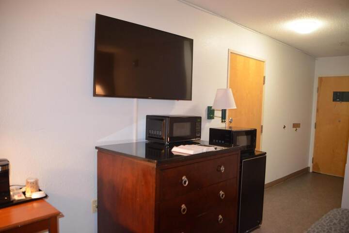 Room 5 of 17