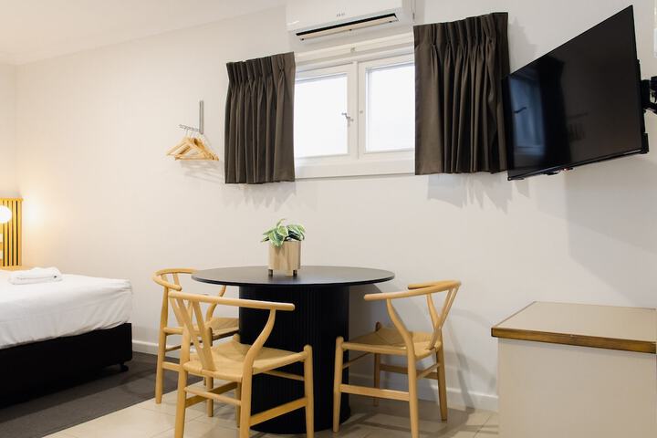 Room 7 of 41