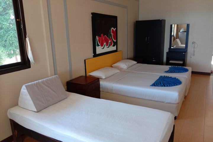 Room 58 of 165
