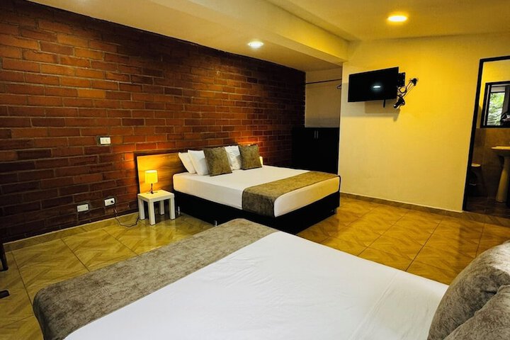 Room 52 of 94