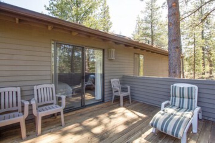 Terrace/Patio 3 of 48