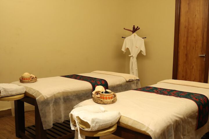 Spa 21 of 29