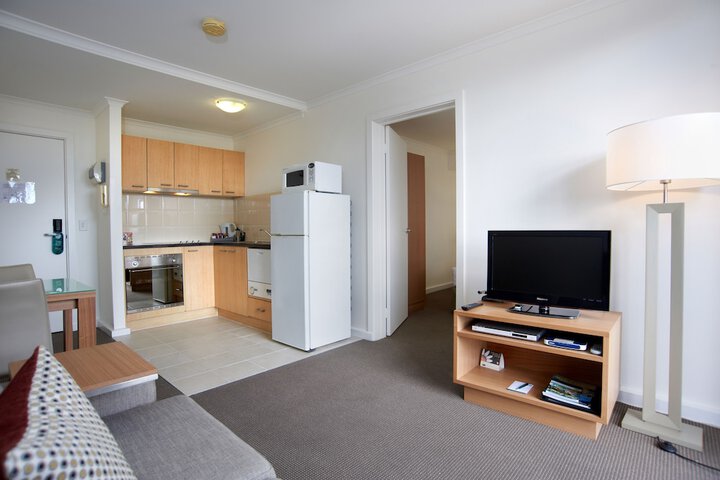 Room 9 of 36