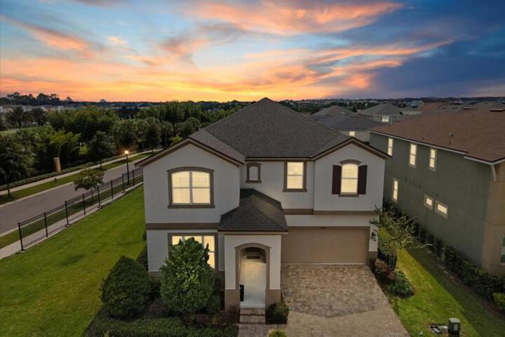 9 Bedroom- 65 Bathroom Solara Resort 9024 Sr in Kissimmee, FL