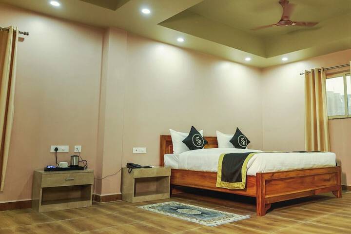 Room 14 of 33