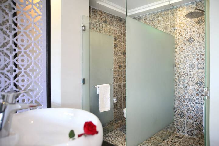 Clean Restrooms