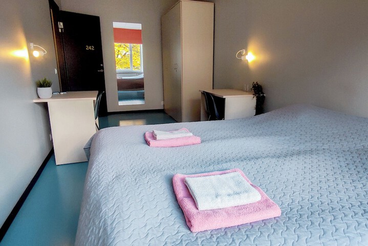 Room 7 of 26