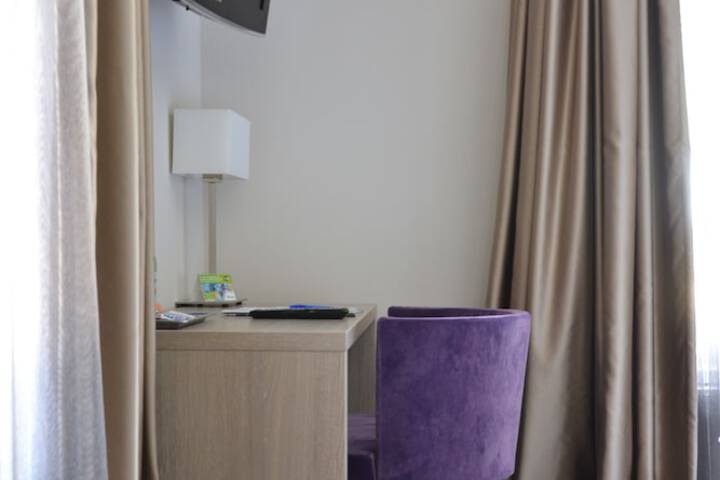 Room amenity