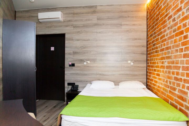 Room 78 of 127