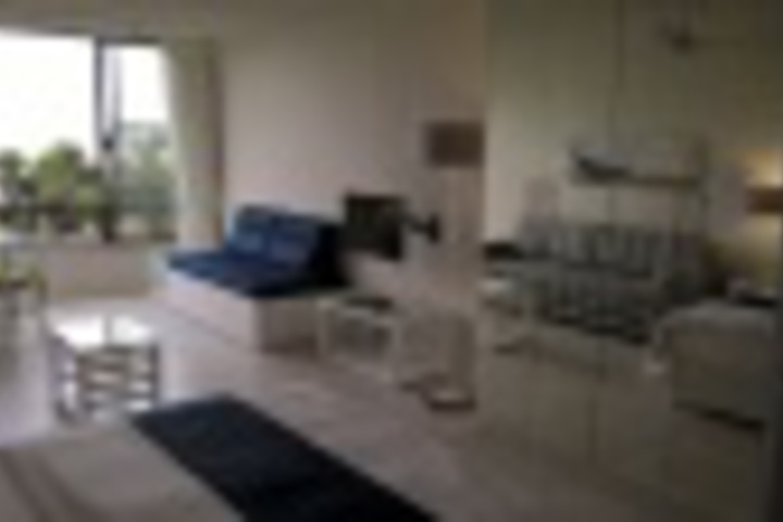 Room 220 of 324