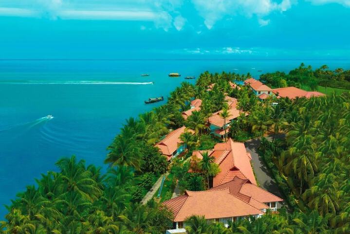 Photo of Backwater Ripples Kumarakom