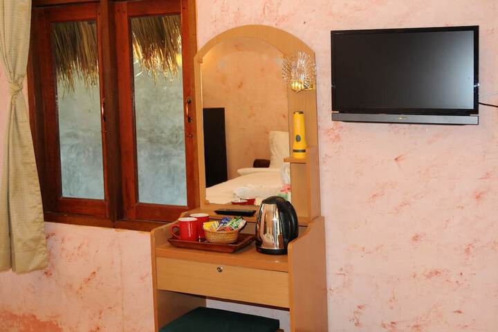 Room 8 of 27