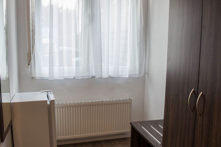 Room 29 of 76