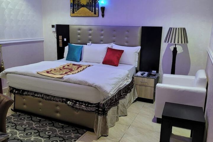 Room 4 of 57