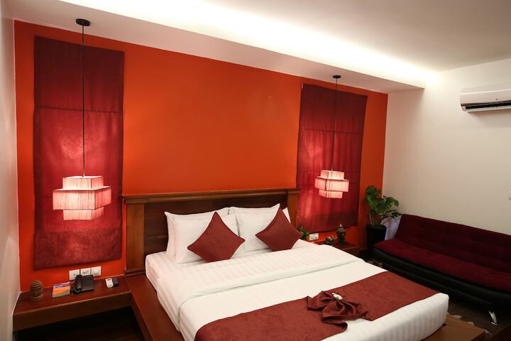 Room 10 of 73