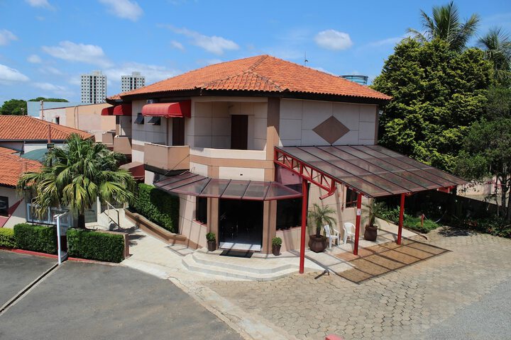 Hotel 4 of 7