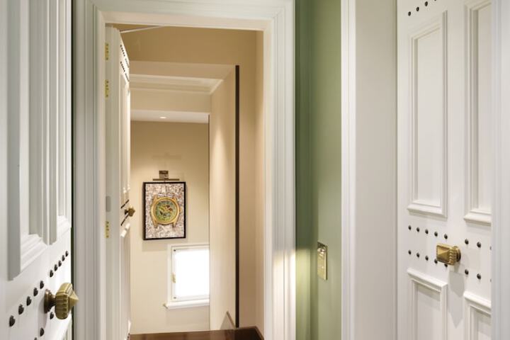 Room 12 of 74