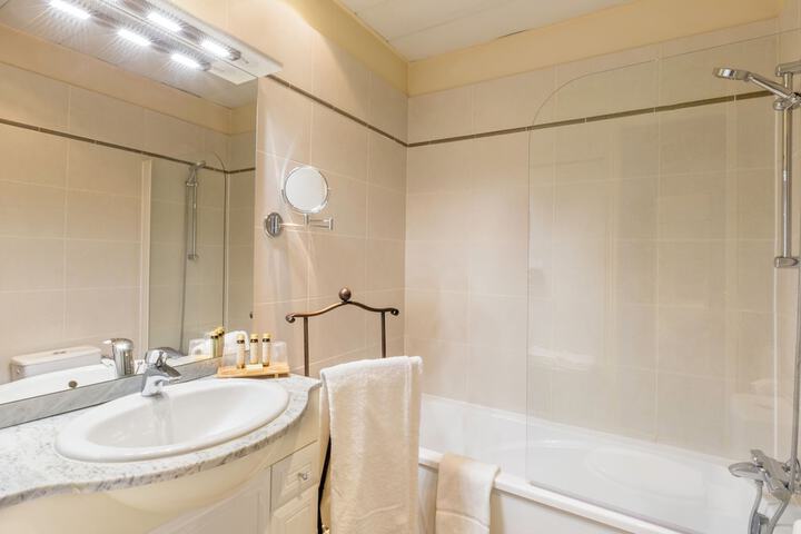 Bathroom Interior Photo