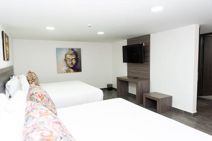 Room 6 of 35