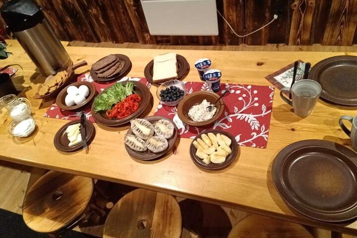 Dining 38 of 51