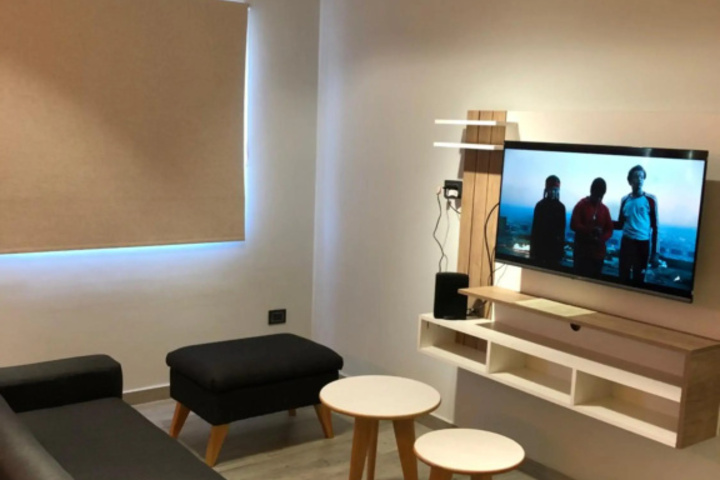 Room 2 of 12