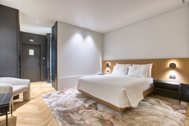 Room 3 of 58