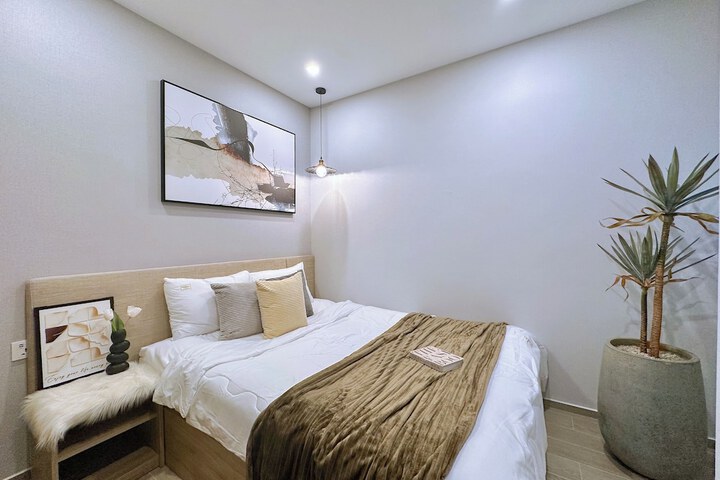 Room 124 of 299