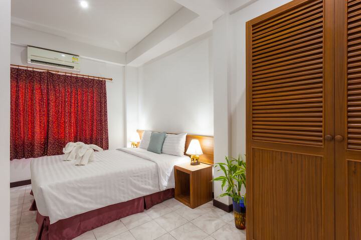 Room 7 of 44