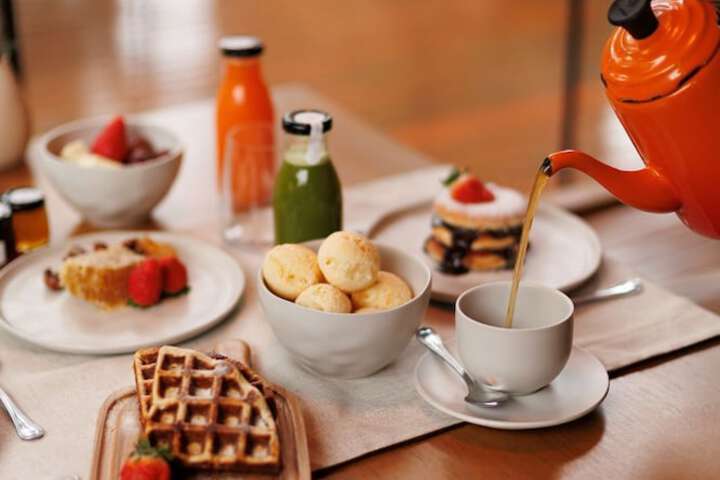 Breakfast/Coffee Service 90 of 110