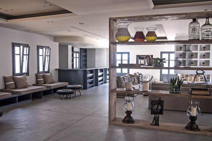 Lobby Photos