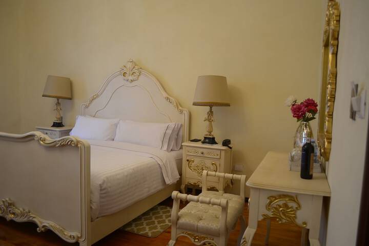 Room 13 of 47