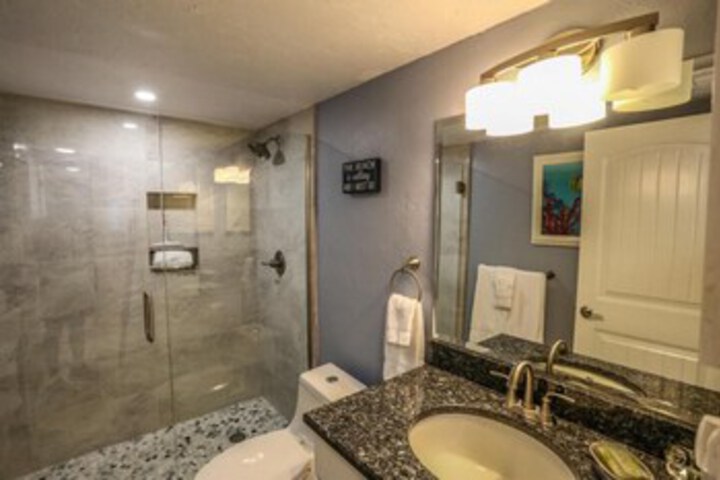 Room 4 of 21