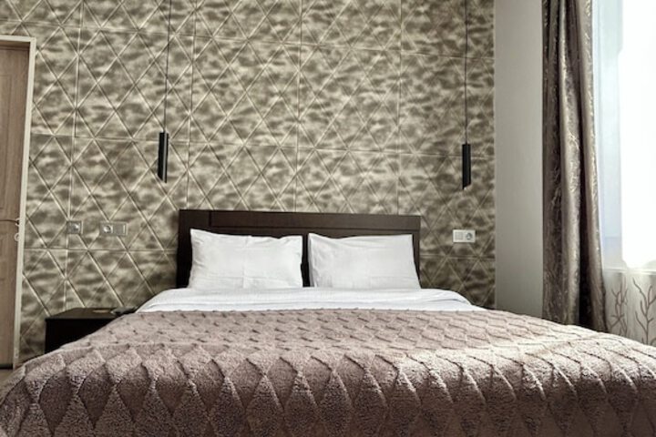 Room 17 of 72