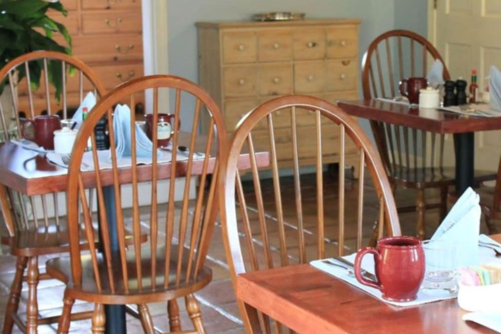 Breakfast/Coffee Service 40 of 60