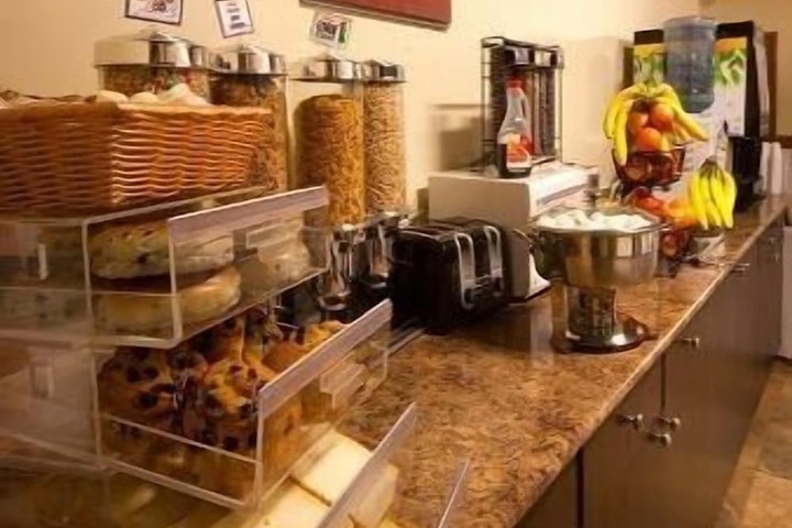 Breakfast/Coffee Service 57 of 67