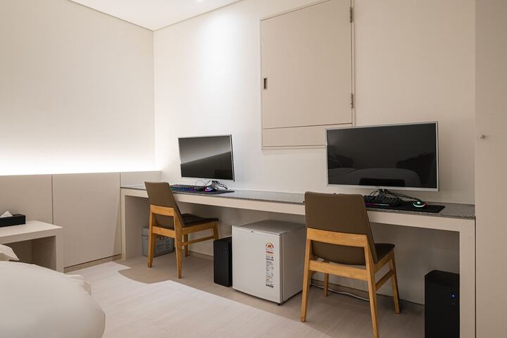 Room 29 of 104
