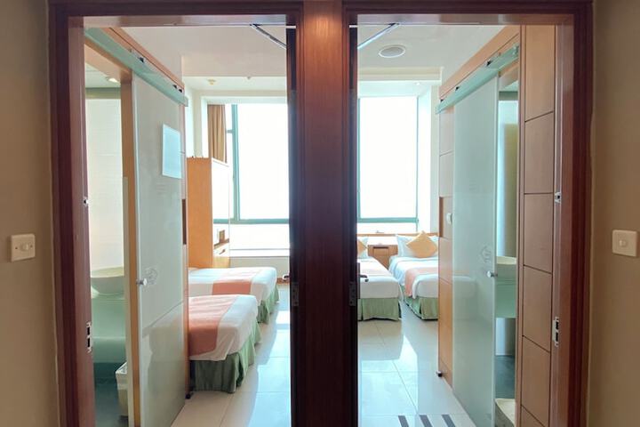 Room 7 of 36