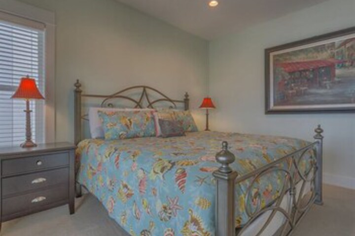 Room 70 of 91