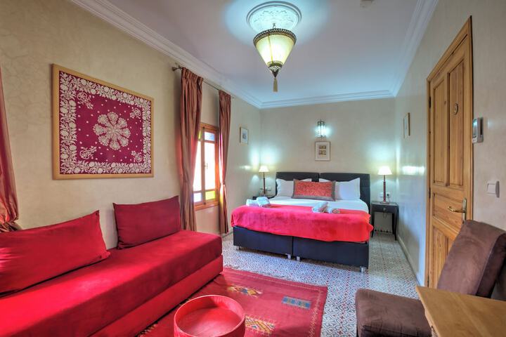 Room 22 of 68