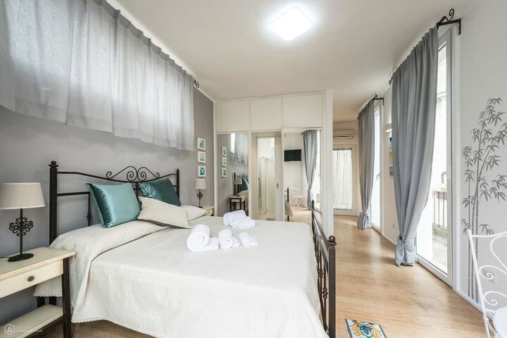 Room 20 of 22