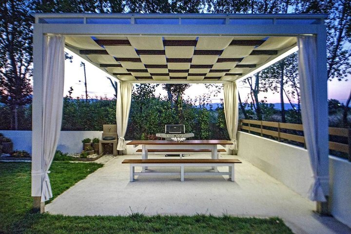 Terrace/Patio 13 of 15