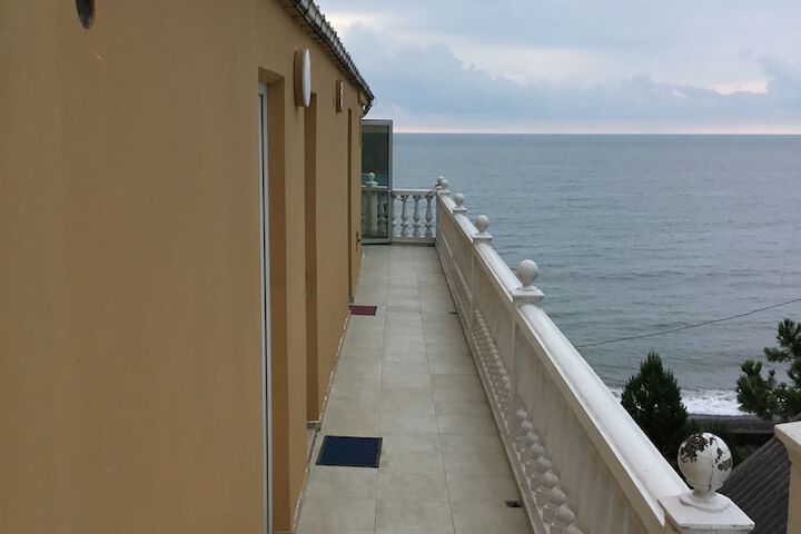 Terrace/Patio 1 of 3