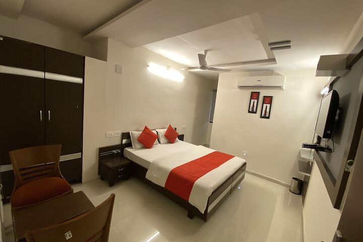 Room 11 of 52