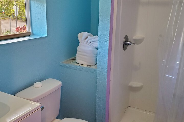 Room 173 of 222