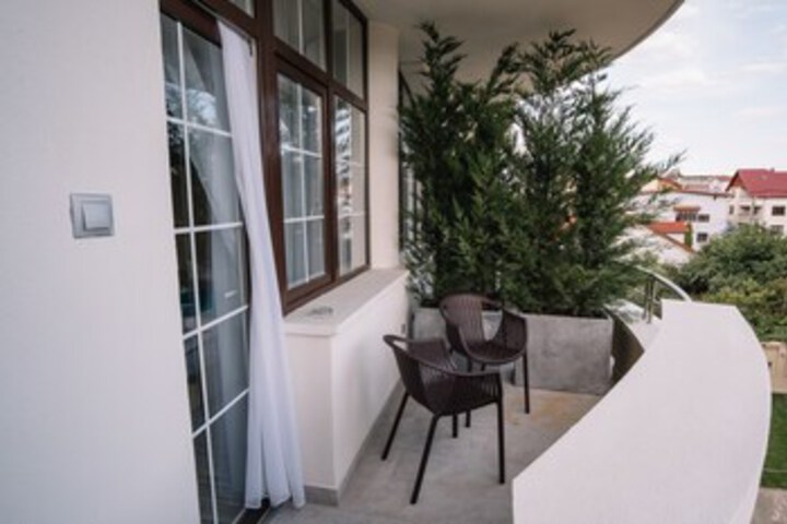 Terrace/Patio 3 of 48