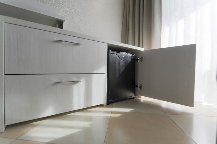 Room 16 of 153