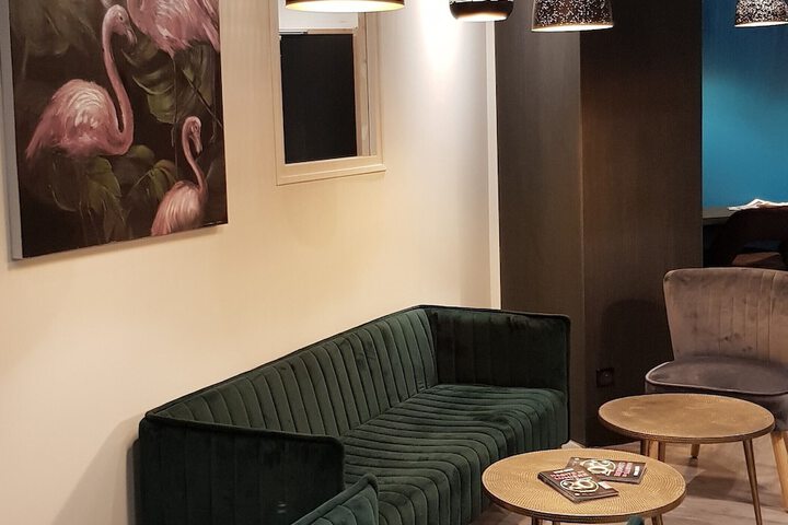 Guest Lobby