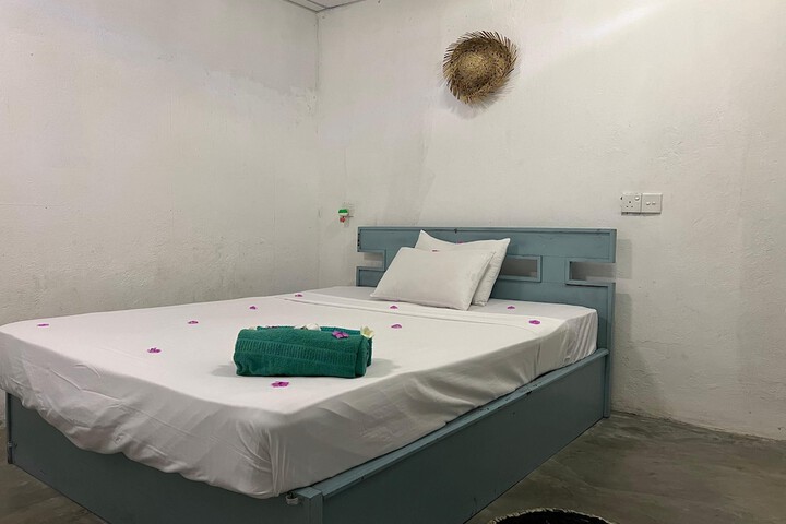 Room 3 of 19